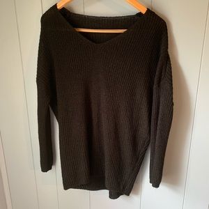 🖤 3/ $10 Slouchy black sweater